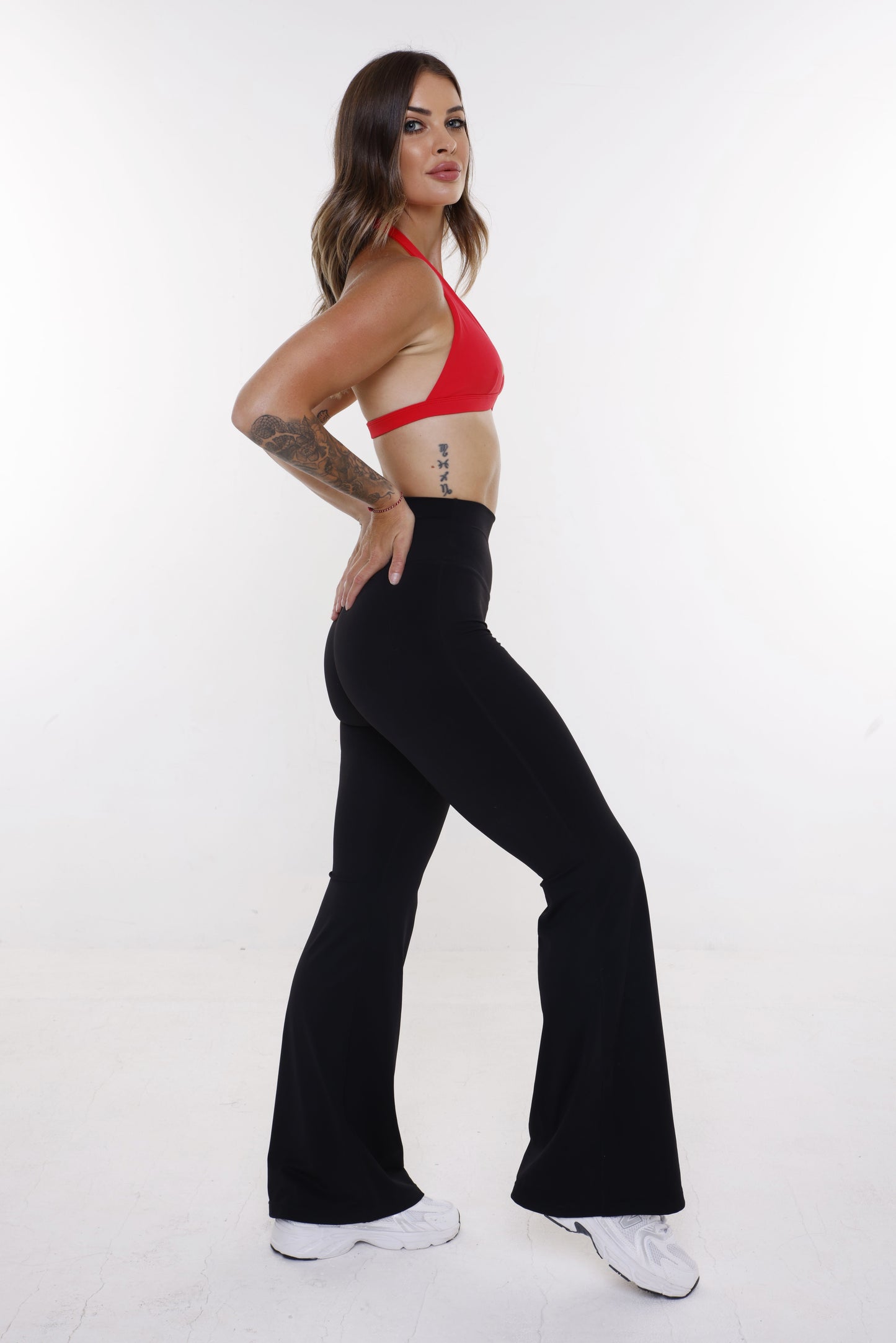 Manifest Flare Leggings - Black
