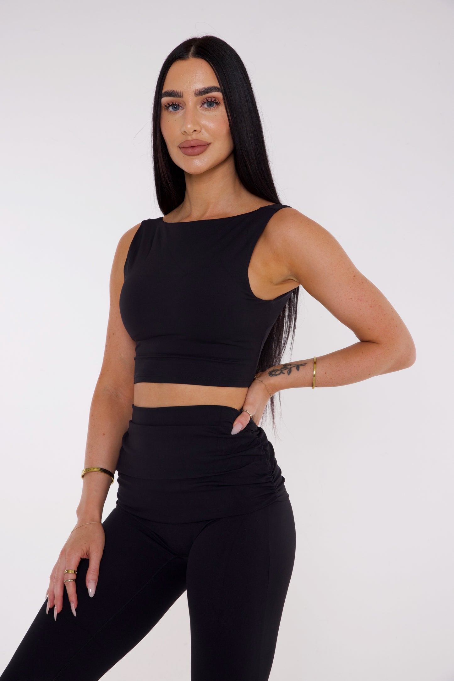 Divine Top -Black