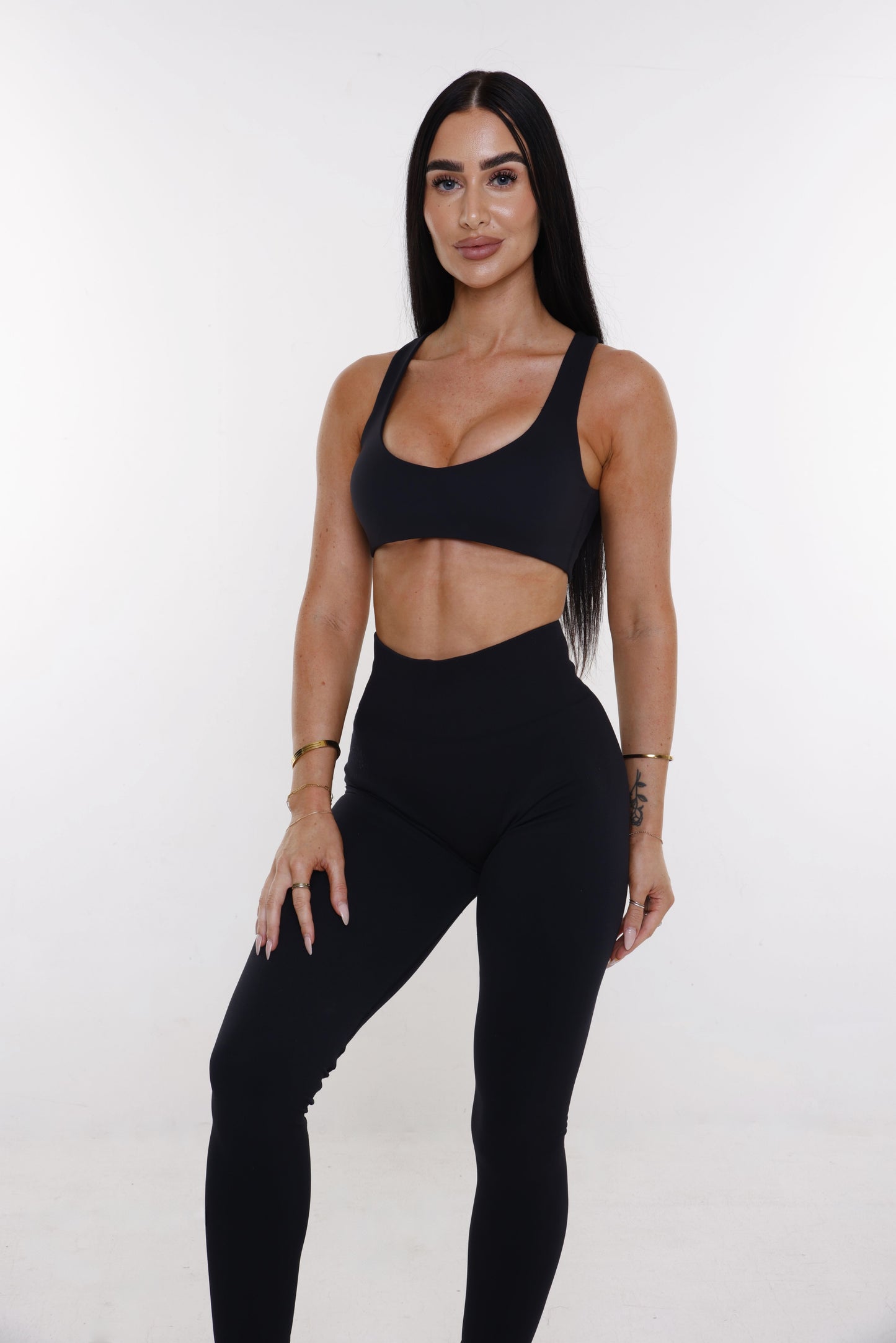 Serene Crop - Black